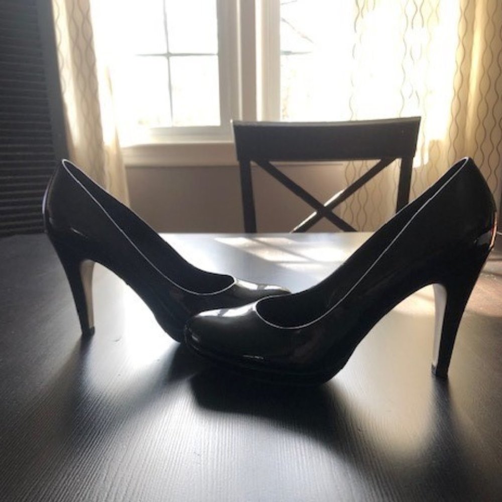 Black Patent Leather Franco Sarto Pumps